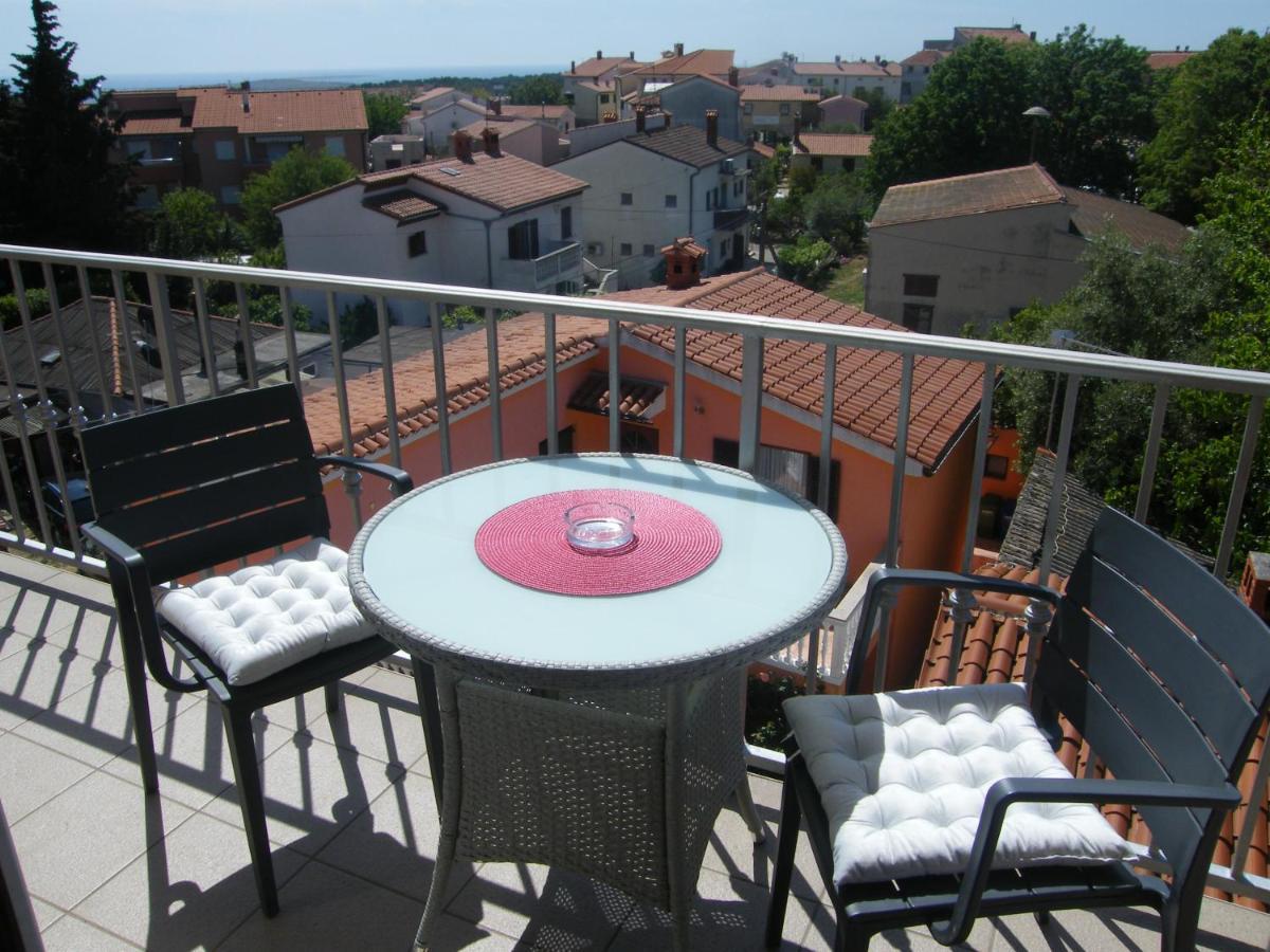 Apartment Mamut Premantura Luaran gambar