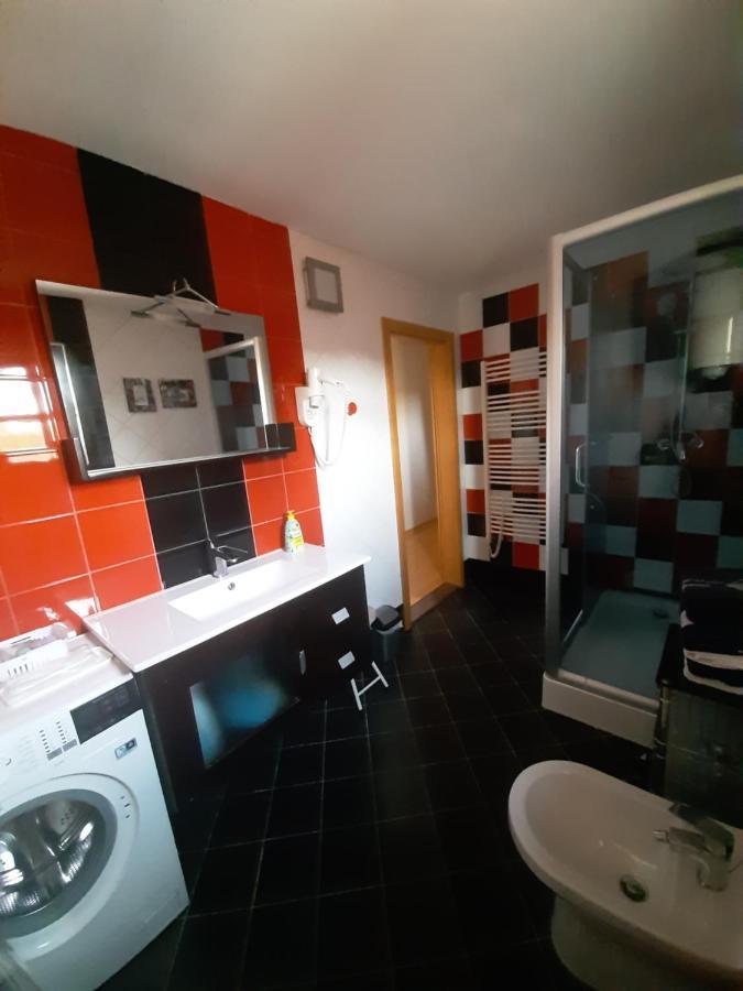 Apartment Mamut Premantura Luaran gambar