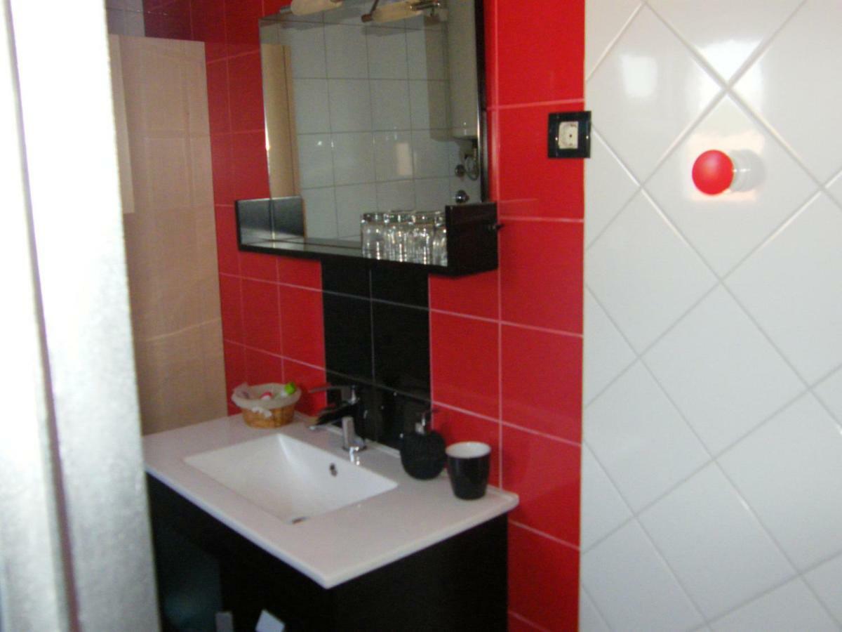 Apartment Mamut Premantura Luaran gambar